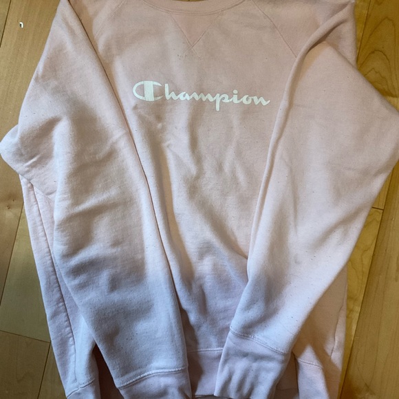 Woman’s pink champion sweatshirt - Picture 2 of 2